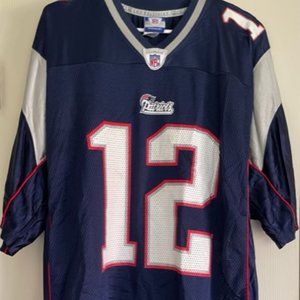 Men's Large New England Patriots Tom Brady Jersey